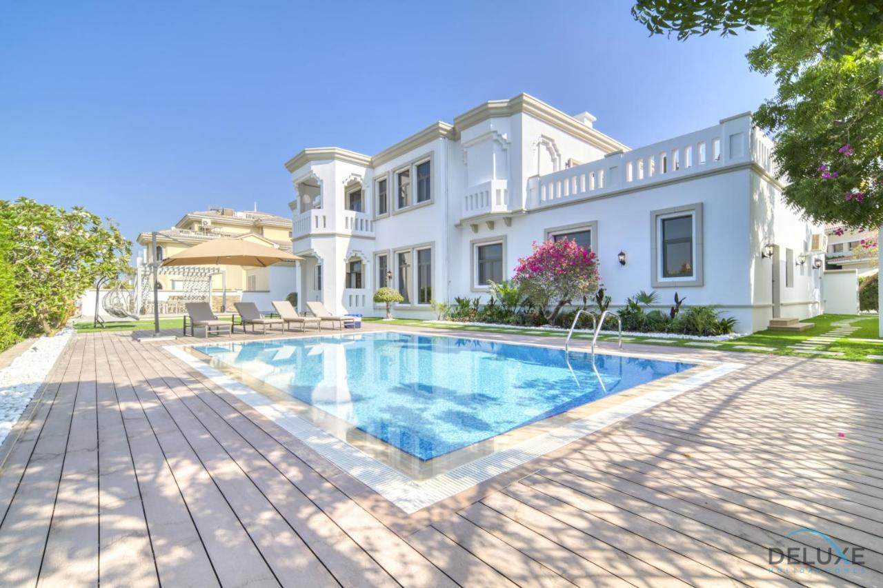 Signature Villa: 6br Luxury With Pool On Palm Jumeirah Villa Dubai